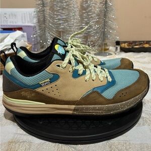 Trailhead Men's Sneakers - Brown and Blue